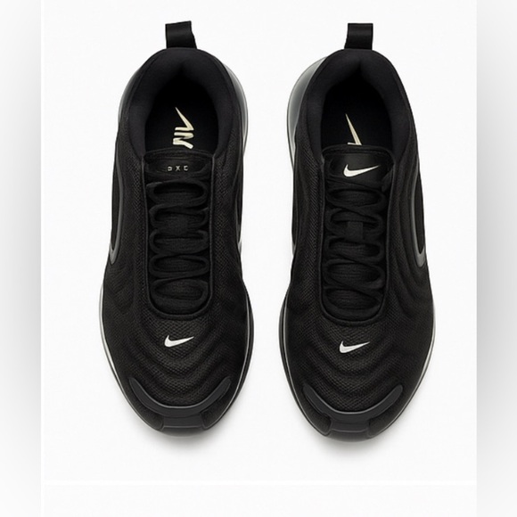 💃 Nike Air Max 720 Black ✨ Women’s 7 • Sleek • Air Cushion Comfort.✨ - Picture 3 of 4